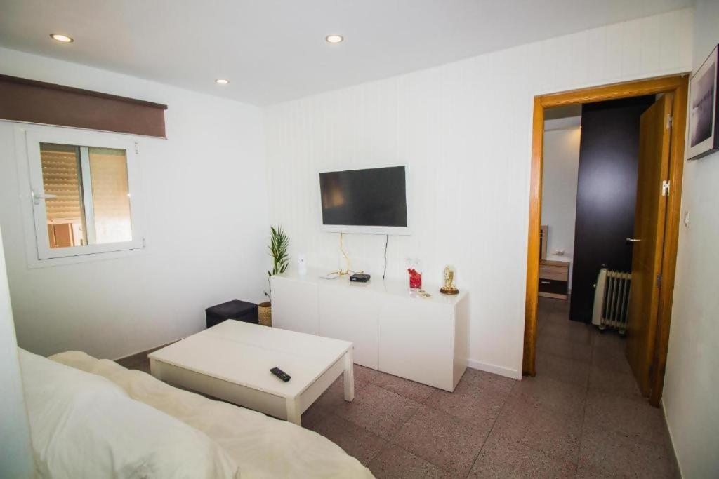 Coqueto Apartamento 50M De Playa Торе дел Мар Екстериор снимка